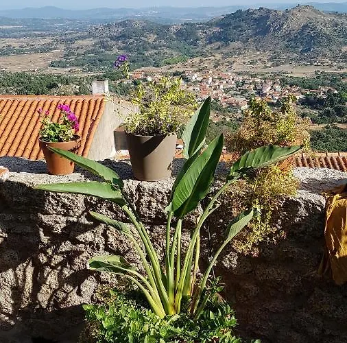 Casa Do Castello 蒙桑图